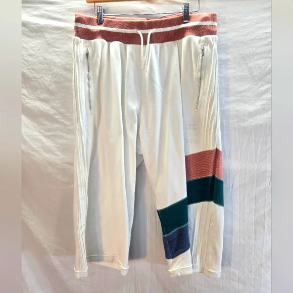 Adidas Men's XL Consortium Bristol Studio Logo Athletic Shorts DY3247 New